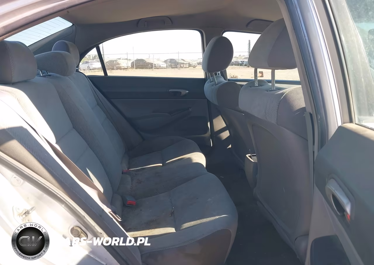 2010 Honda Civic Lx VIN:19XFA1F57AE068594 - 8