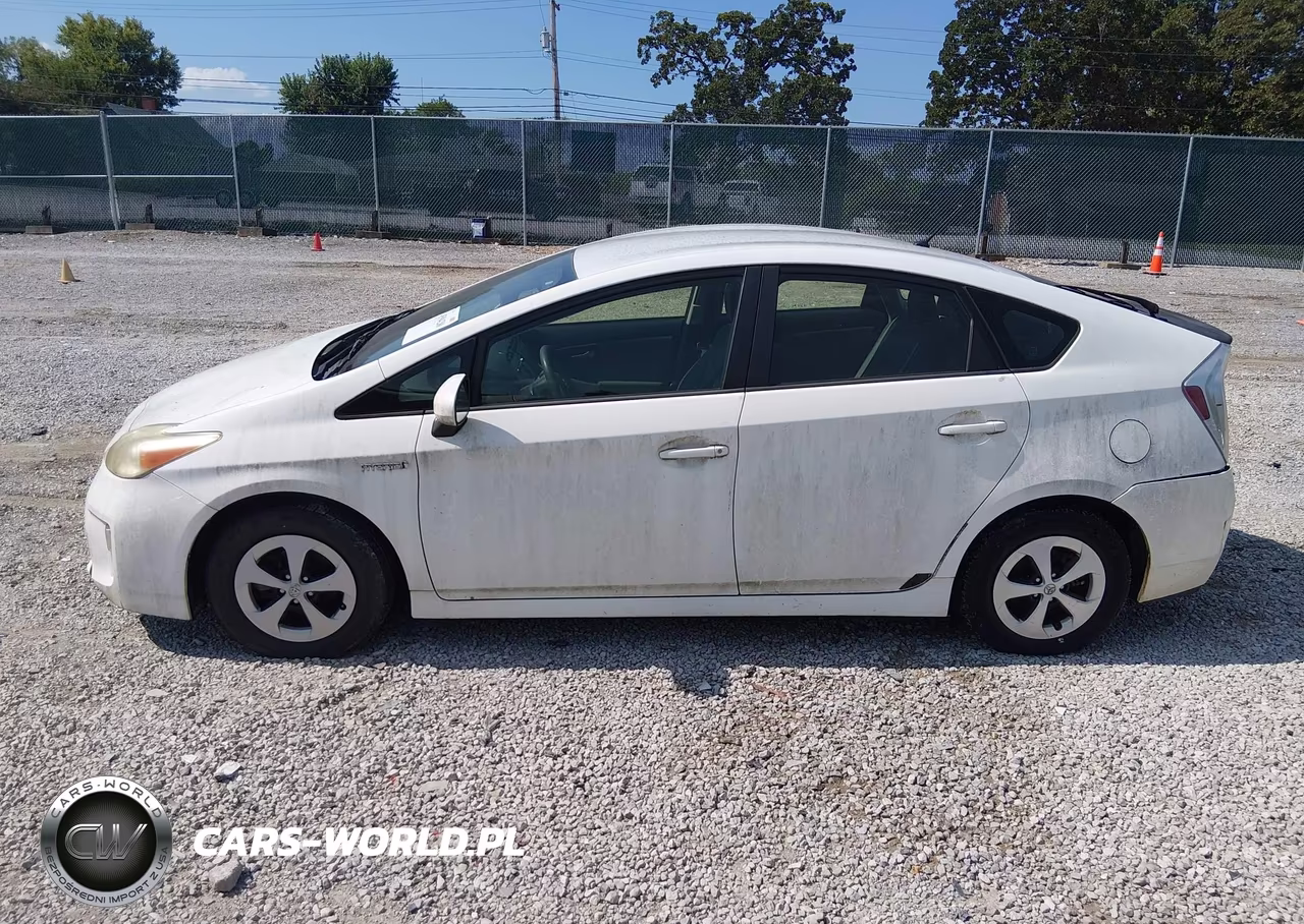 2012 Toyota Prius Two VIN:JTDKN3DU7C5423948 - 14