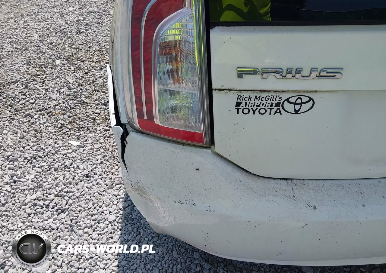 2012 Toyota Prius Two VIN:JTDKN3DU7C5423948 - 18