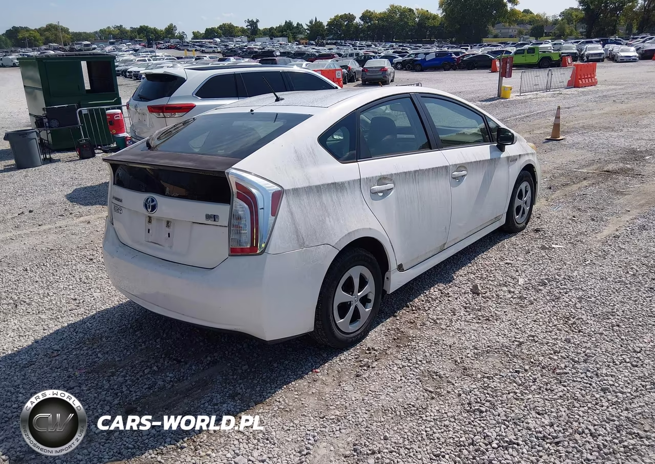 2012 Toyota Prius Two VIN:JTDKN3DU7C5423948 - 4
