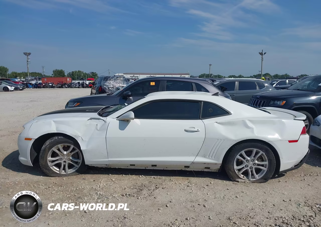 2015 Chevrolet Camaro 2Ls VIN:2G1FB1E31F9310663 - 13