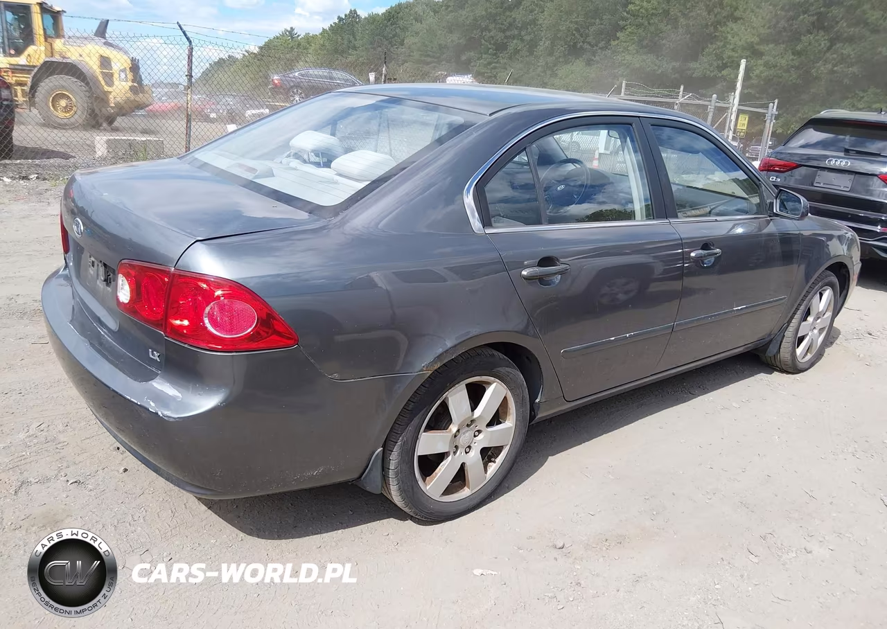 2007 Kia Optima Lx VIN:KNAGE123375154578 - 4