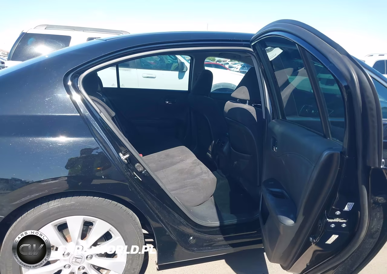 2014 Honda Accord Ex VIN:1HGCR2F70EA059572 - 8