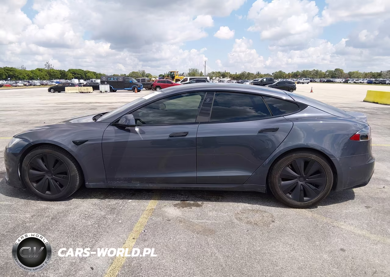2021 Tesla Model S Long Range Dual Motor All-Wheel Drive VIN:5YJSA1E50MF428271 - 15