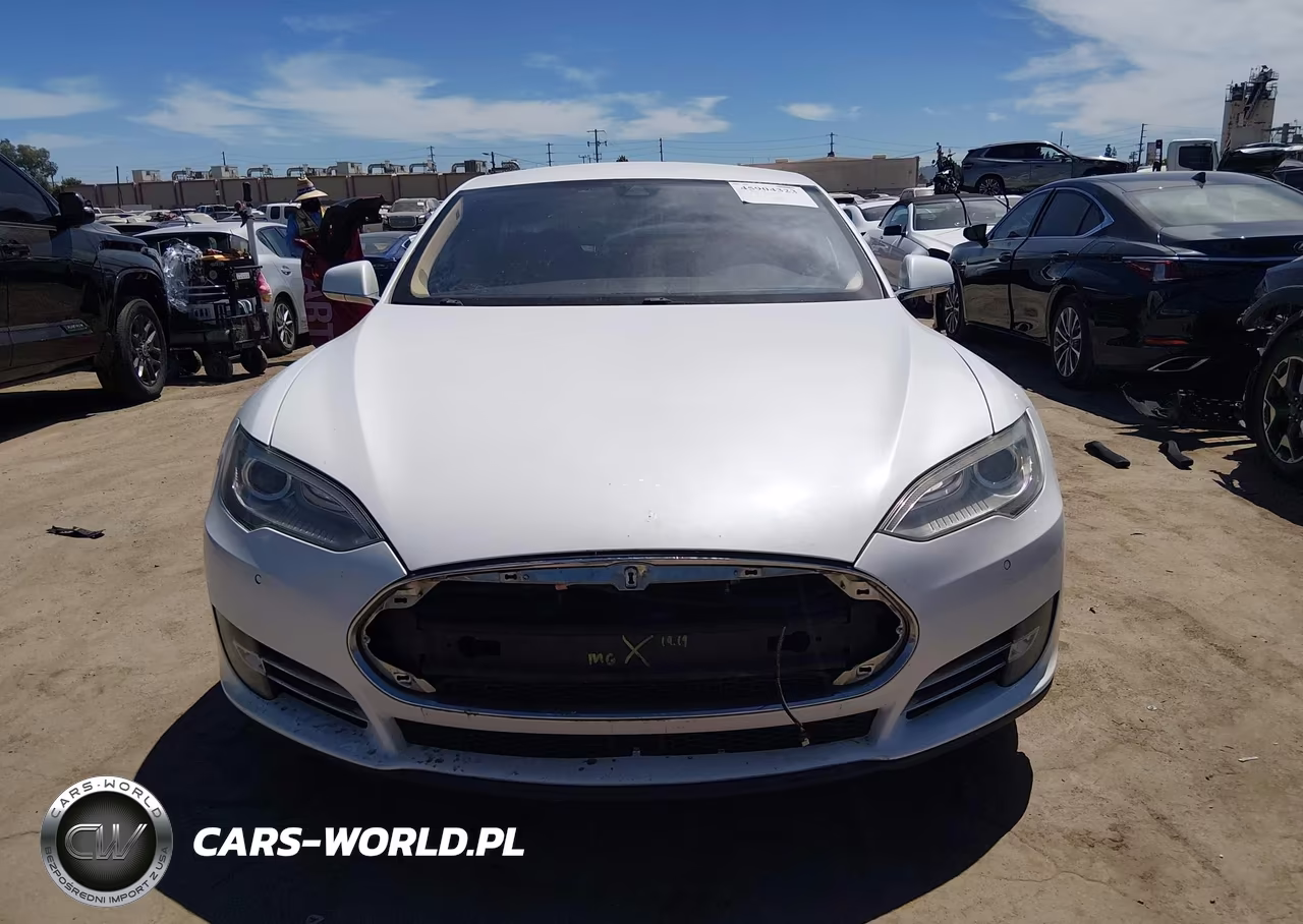 2014 Tesla Model S P85 VIN:5YJSA1H14EFP52947 - 11