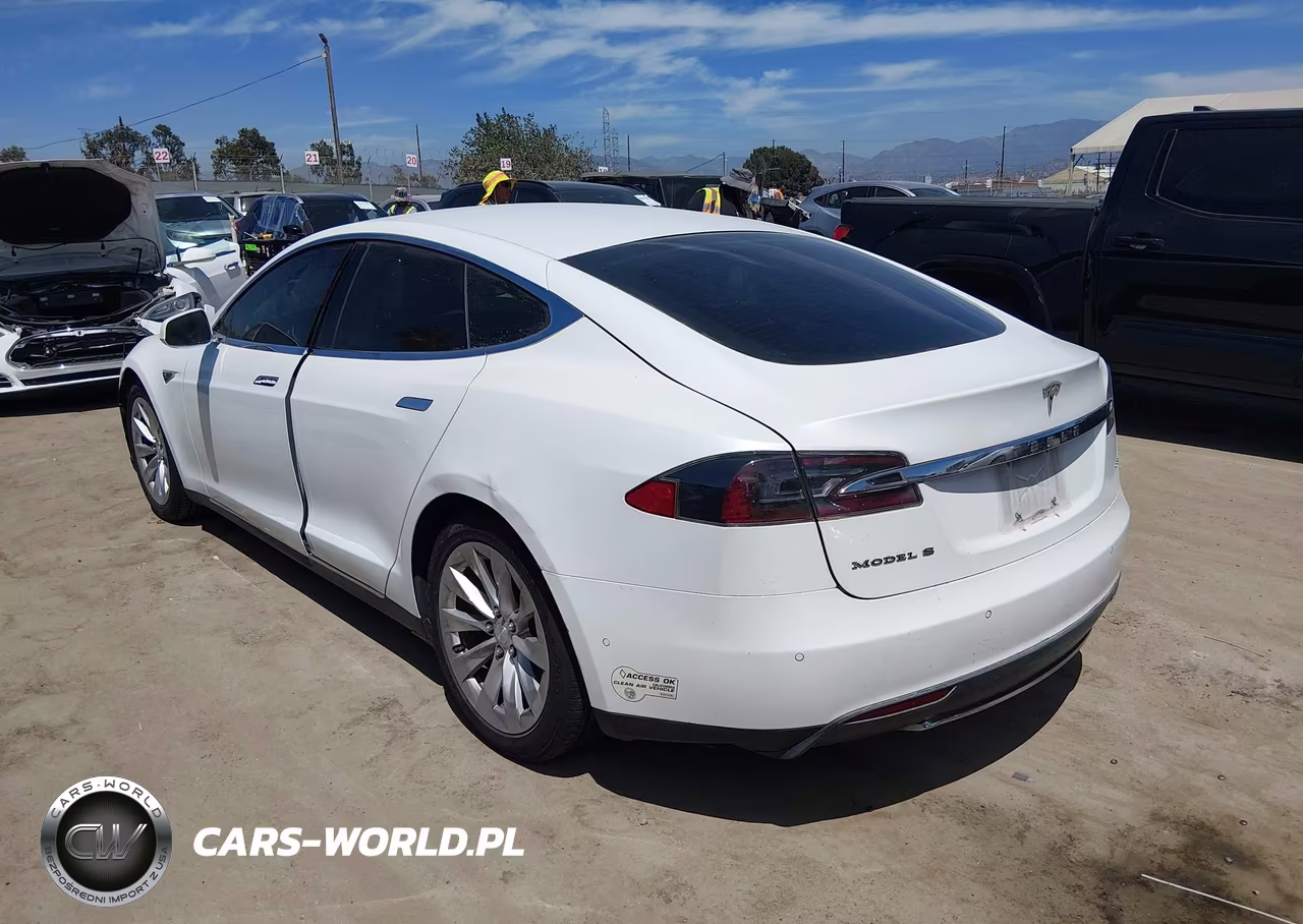 2014 Tesla Model S P85 VIN:5YJSA1H14EFP52947 - 3