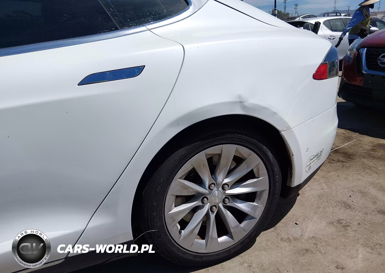 2014 Tesla Model S P85 VIN:5YJSA1H14EFP52947 - 6