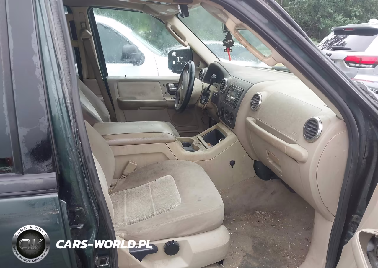 2004 Ford Expedition Xlt VIN:1FMPU15L64LB19456 - 5