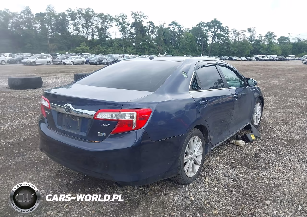 2014 Toyota Camry Hybrid Xle VIN:4T1BD1FK9EU117549 - 4