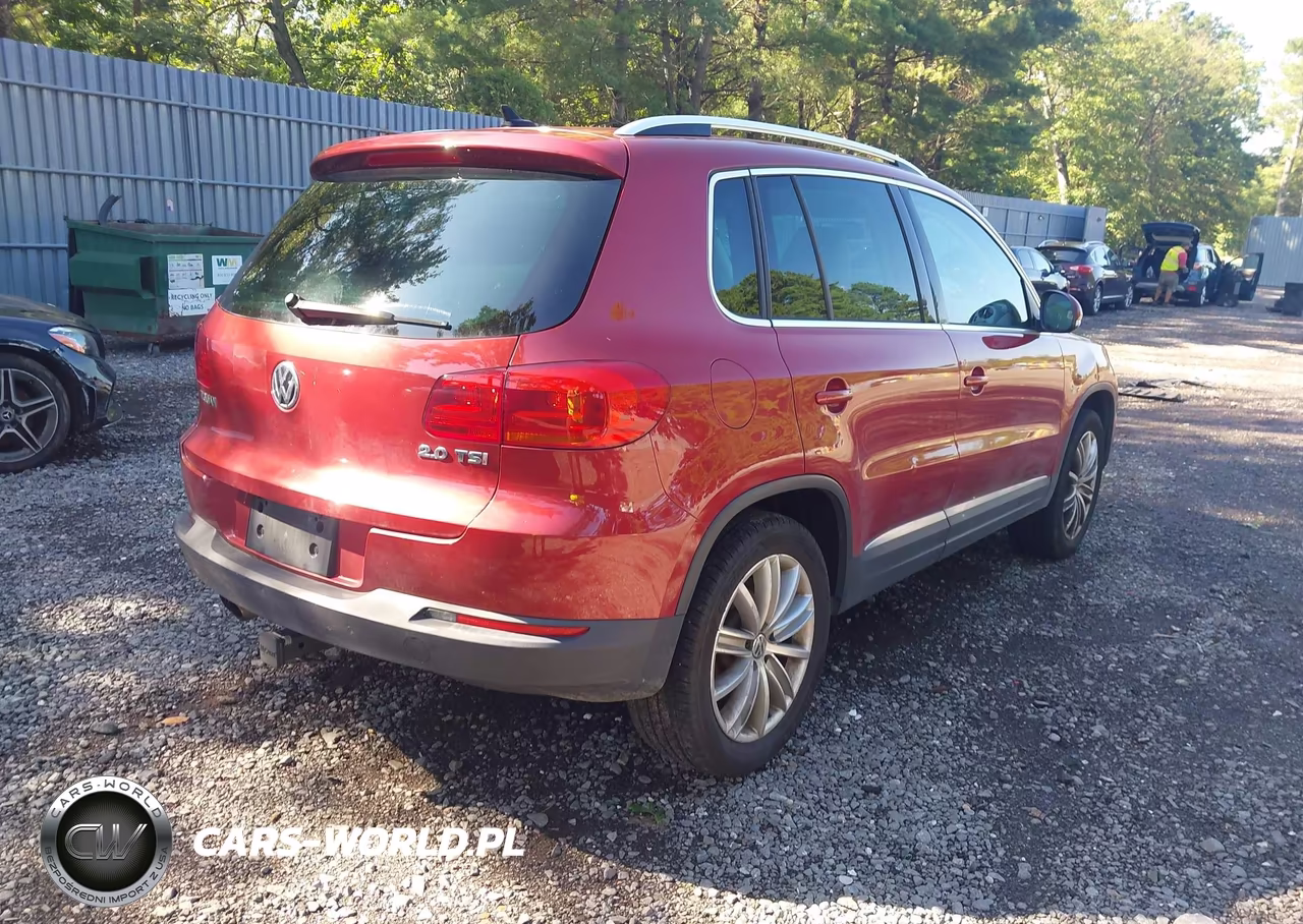 2012 Volkswagen Tiguan Se VIN:WVGAV7AX8CW002215 - 4