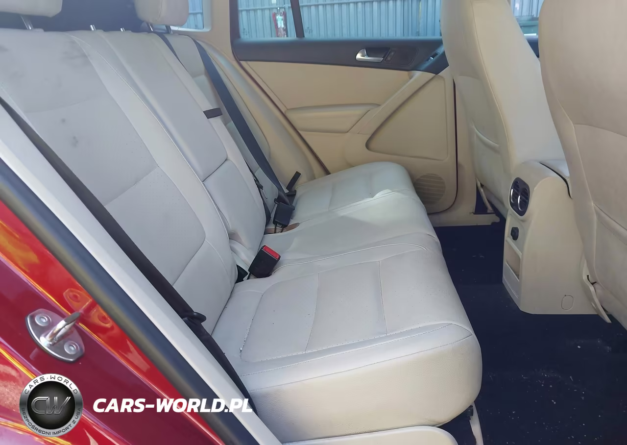 2012 Volkswagen Tiguan Se VIN:WVGAV7AX8CW002215 - 8