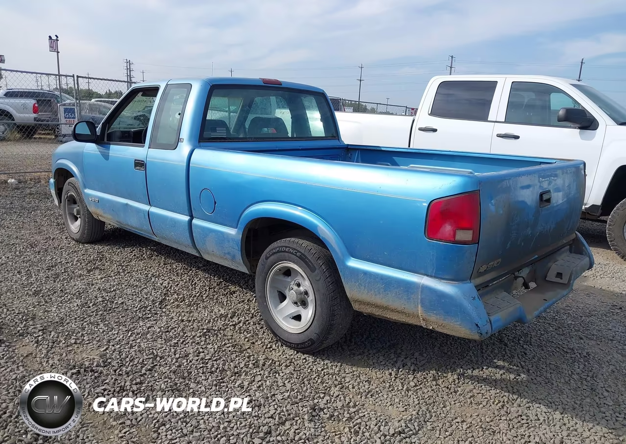1996 Chevrolet S Truck S10 VIN:1GCCS1948TK233023 - 3
