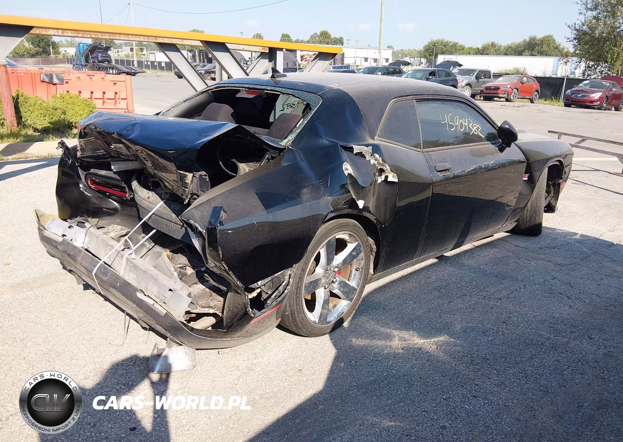 2015 Dodge Challenger R-T VIN:2C3CDZAT4FH719243 - 4