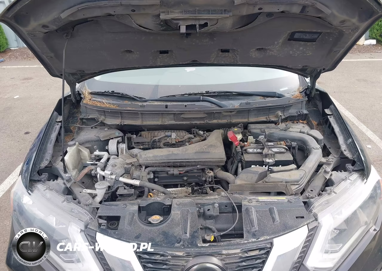 2019 Nissan Rogue S VIN:5N1AT2MT2KC762075 - 10