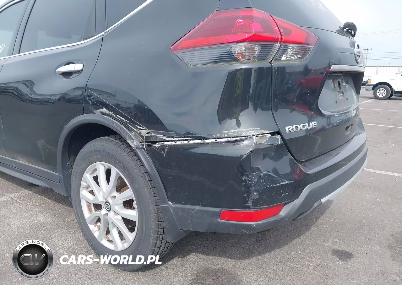 2019 Nissan Rogue S VIN:5N1AT2MT2KC762075 - 6
