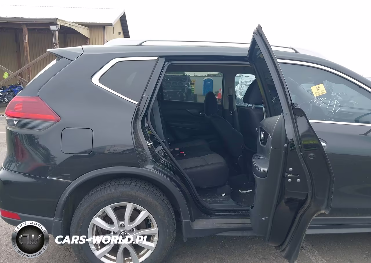 2019 Nissan Rogue S VIN:5N1AT2MT2KC762075 - 8