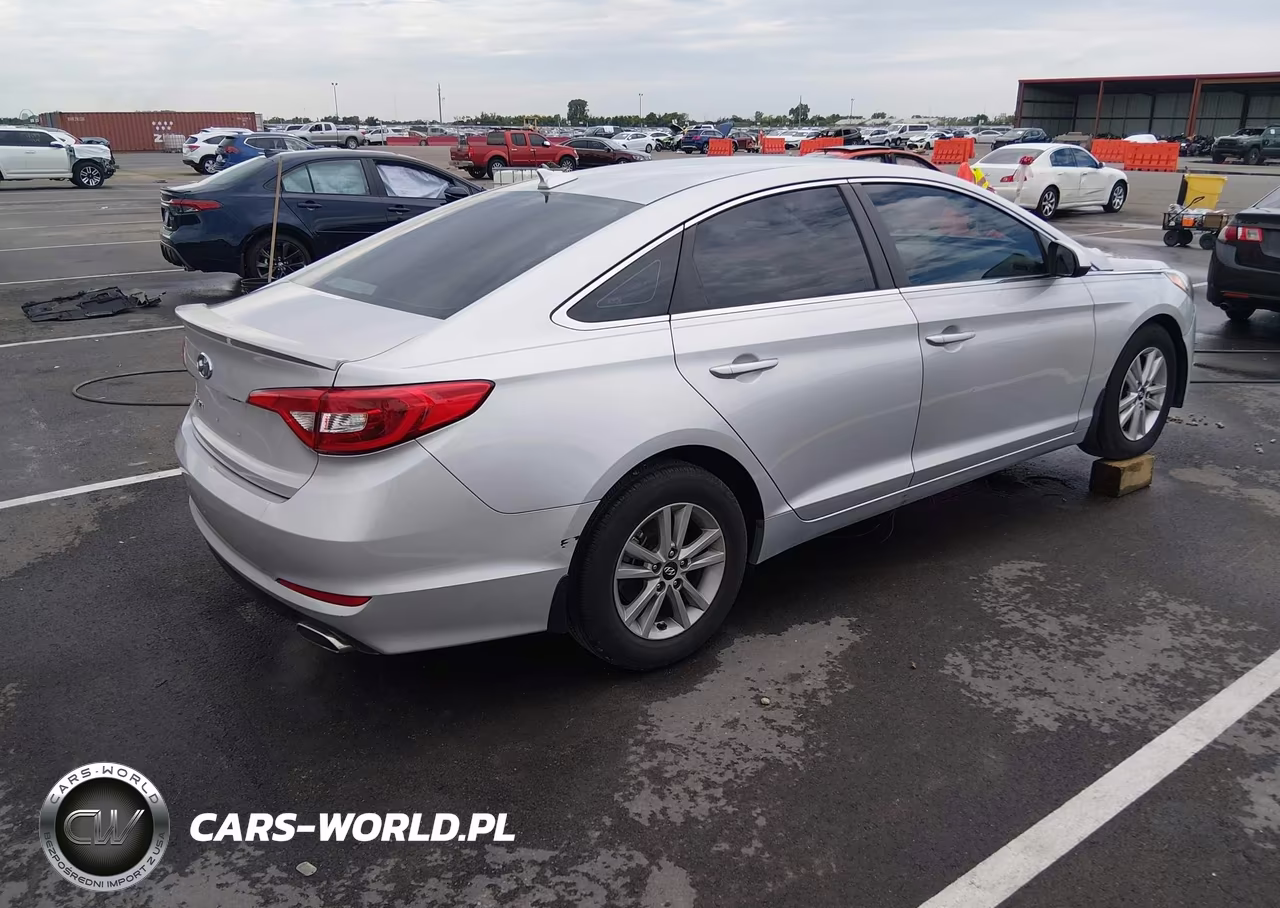 2015 Hyundai Sonata Se VIN:5NPE24AF3FH243727 - 4