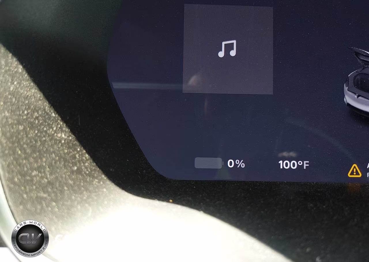 2016 Tesla Model X VIN:5YJXCDE20GF026486 - 17