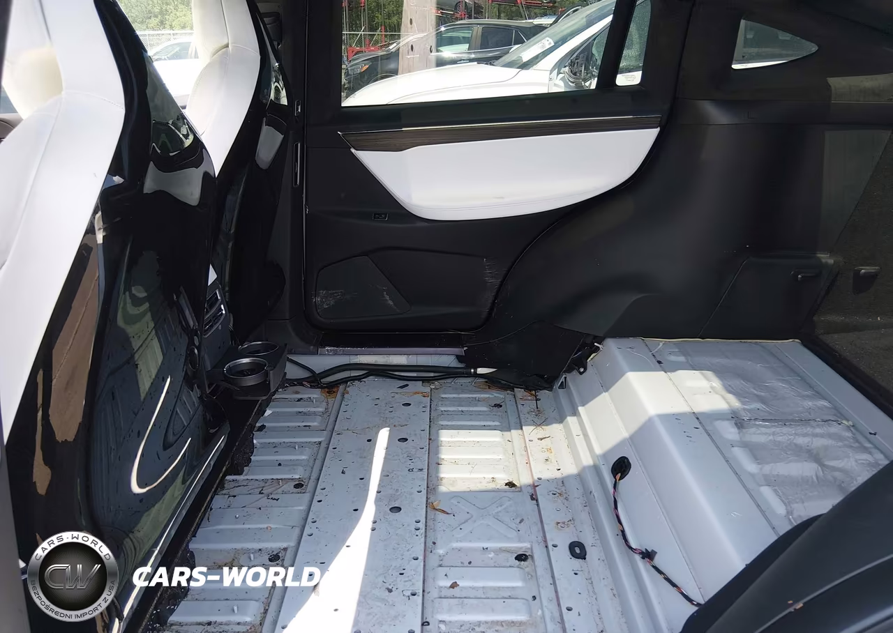 2016 Tesla Model X VIN:5YJXCDE20GF026486 - 8