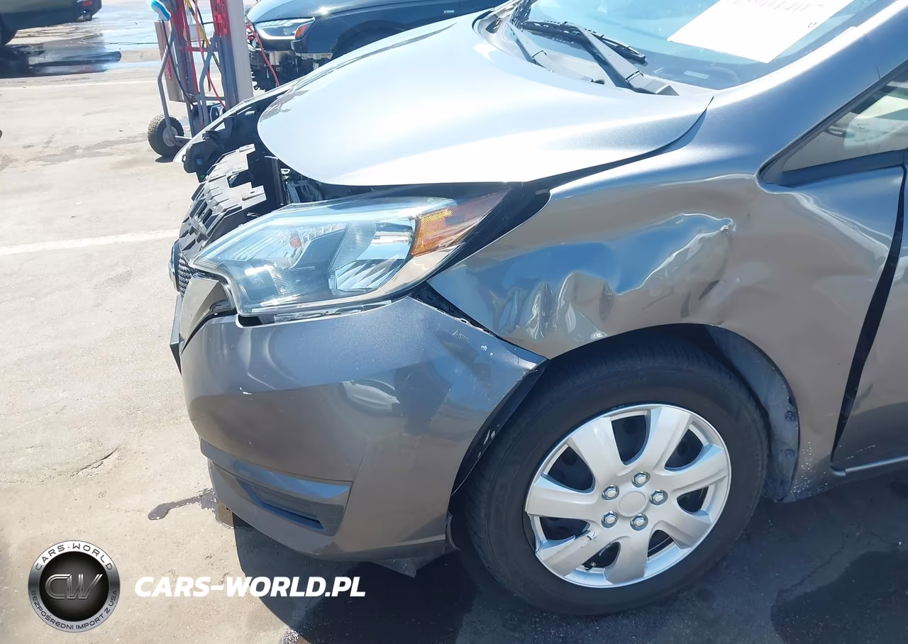 2019 Nissan Versa Note Sv VIN:3N1CE2CP4KL360576 - 17