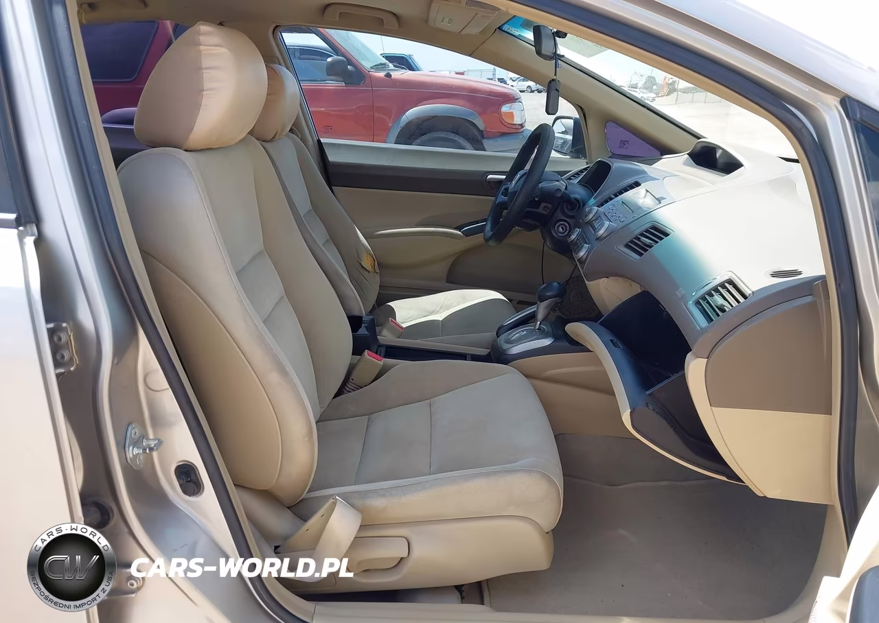 2006 Honda Civic Lx VIN:1HGFA16586L005469 - 5