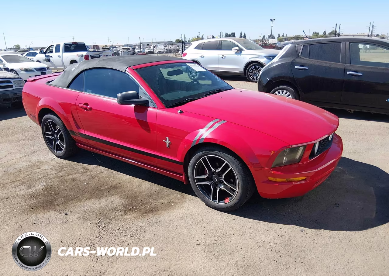 2007 Ford Mustang V6 Deluxe-V6 Premium