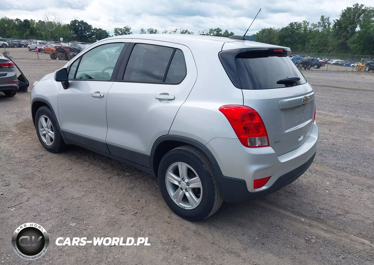 2019 Chevrolet Trax Ls VIN:3GNCJKSB6KL381676 - 3