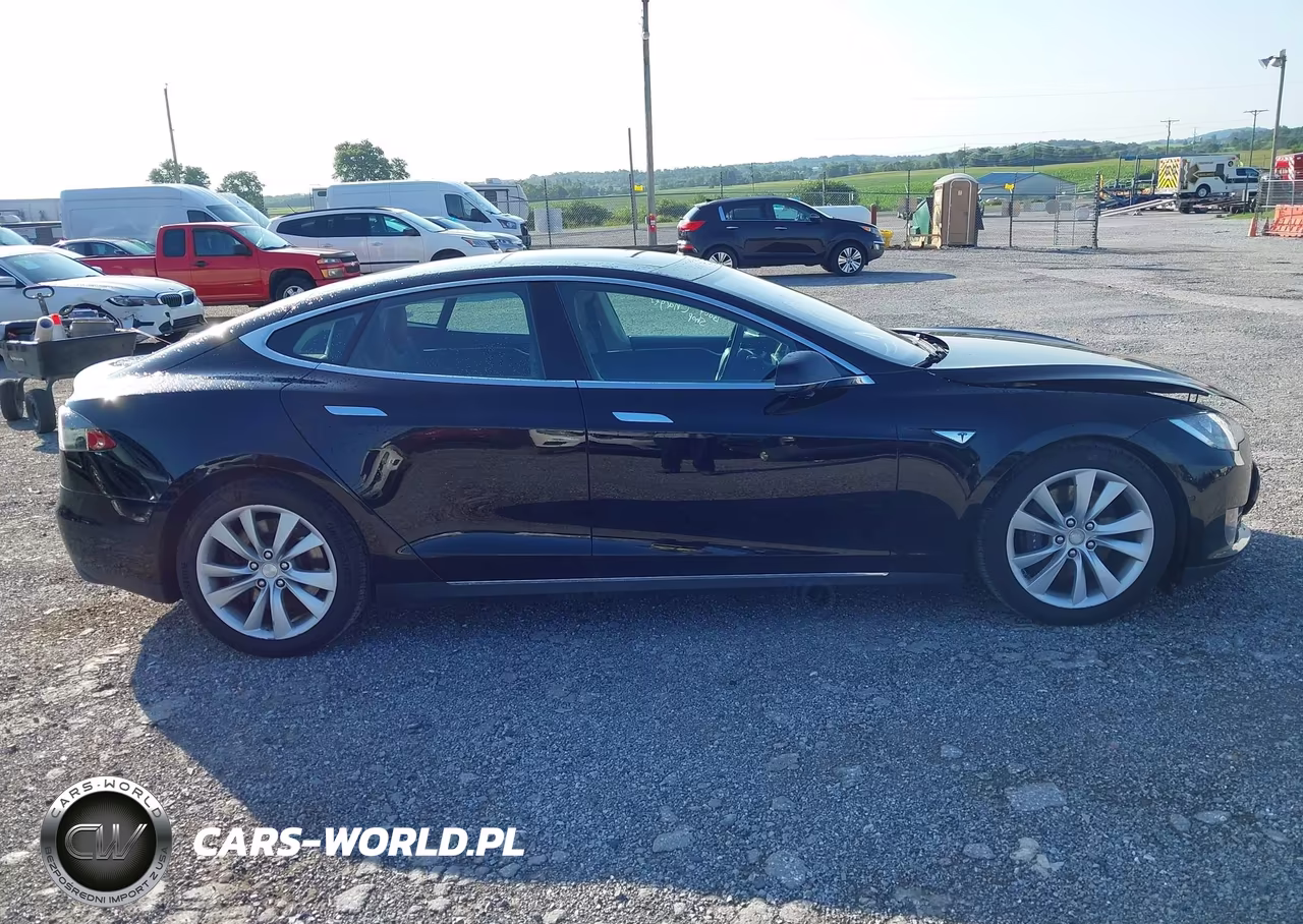 2015 Tesla Model S 70D-85D-P85D VIN:5YJSA1E2XFF111879 - 13