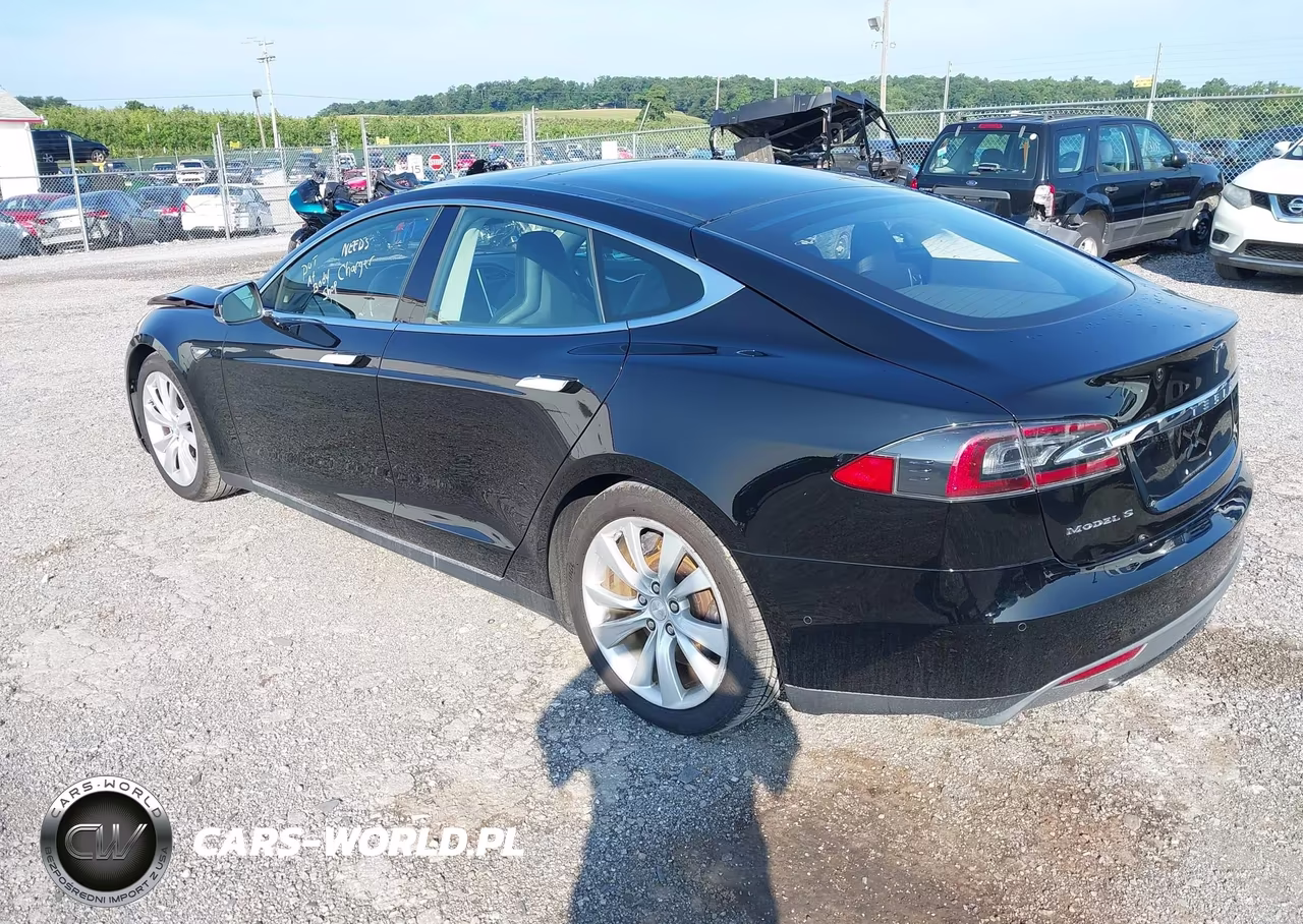 2015 Tesla Model S 70D-85D-P85D VIN:5YJSA1E2XFF111879 - 3