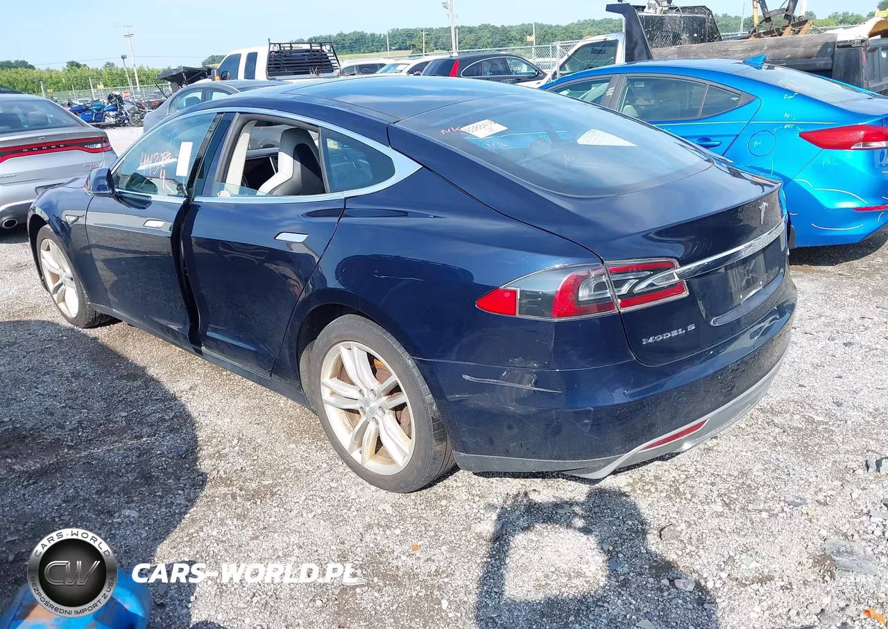 2014 Tesla Model S P85 VIN:5YJSA1H18EFP33320 - 3