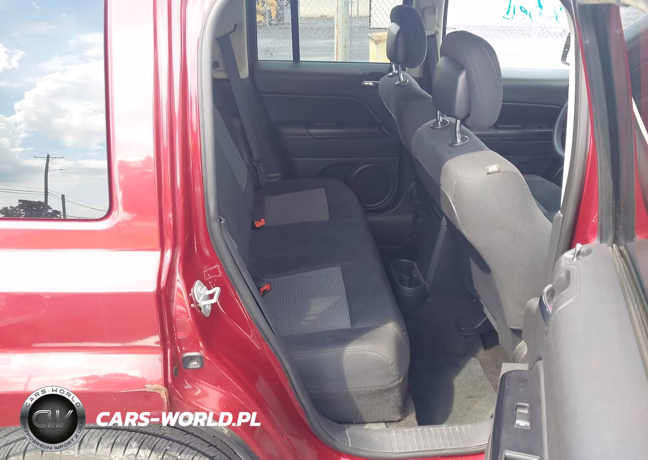 2015 Jeep Patriot Sport VIN:1C4NJPBA3FD170520 - 8