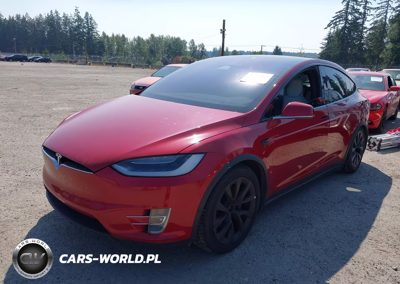 2018 Tesla Model X VIN:5YJXCAE21JF104697 - 2