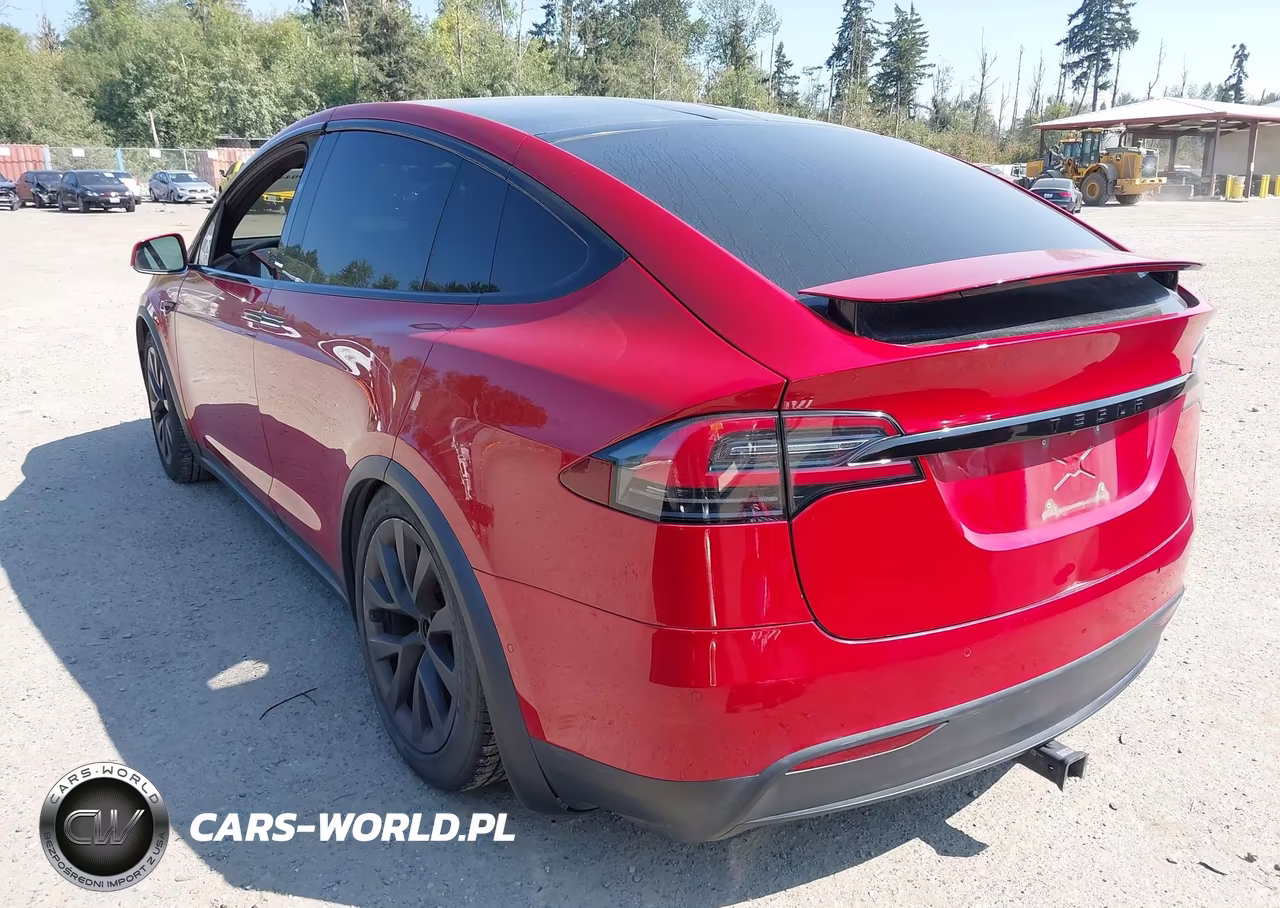 2018 Tesla Model X VIN:5YJXCAE21JF104697 - 3