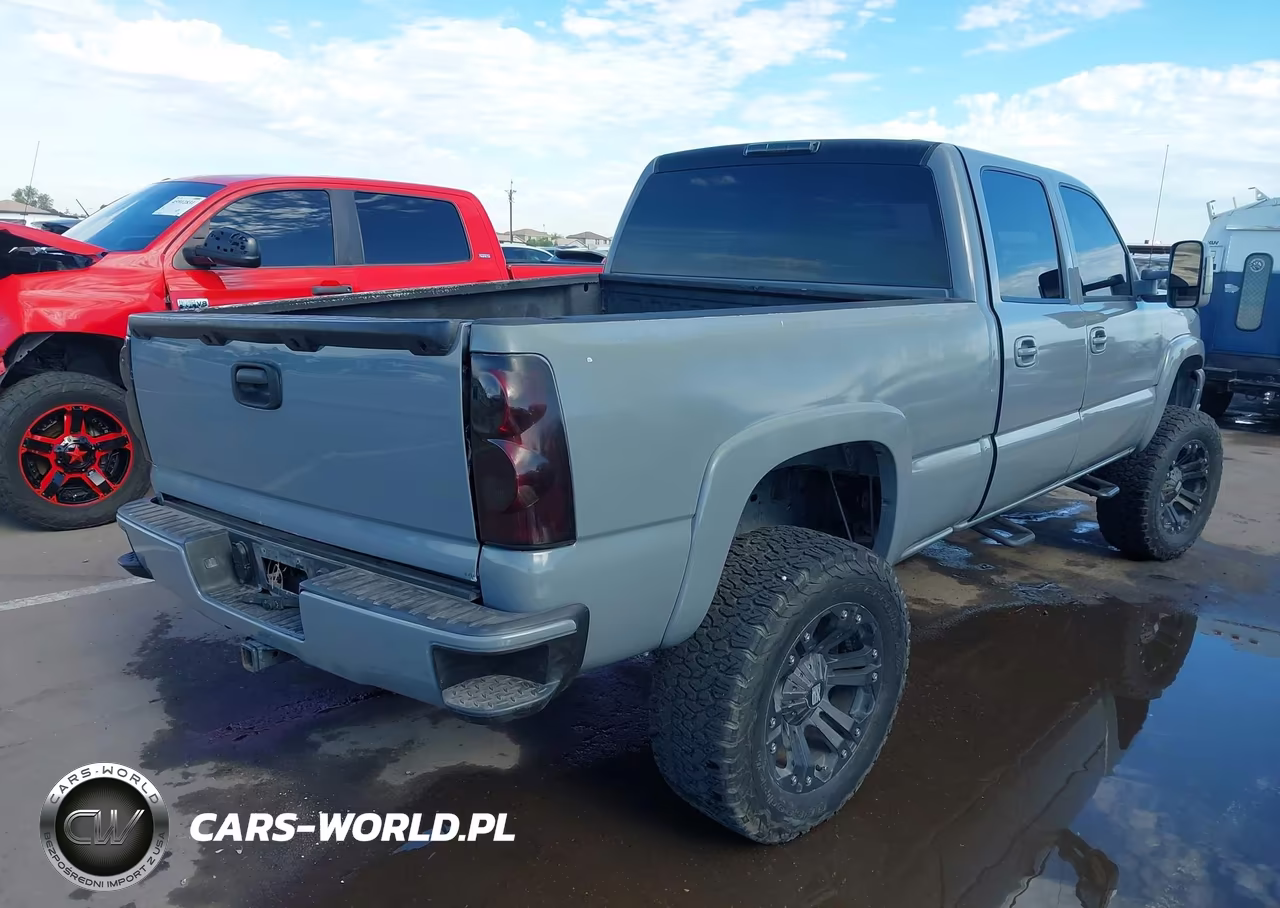 2005 Chevrolet Silverado 1500Hd Ls VIN:1GCGK13U35F829176 - 4