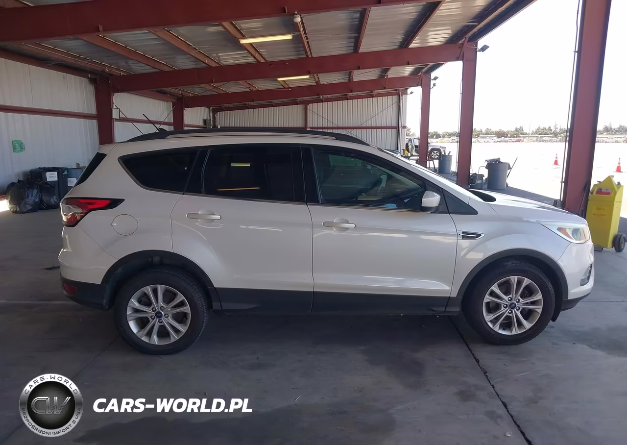 2018 Ford Escape Se VIN:1FMCU0GD4JUA92214 - 14