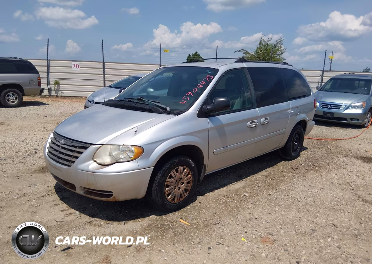 2005 Chrysler Town & Country Lx VIN:2C4GP44RX5R151323 - 2