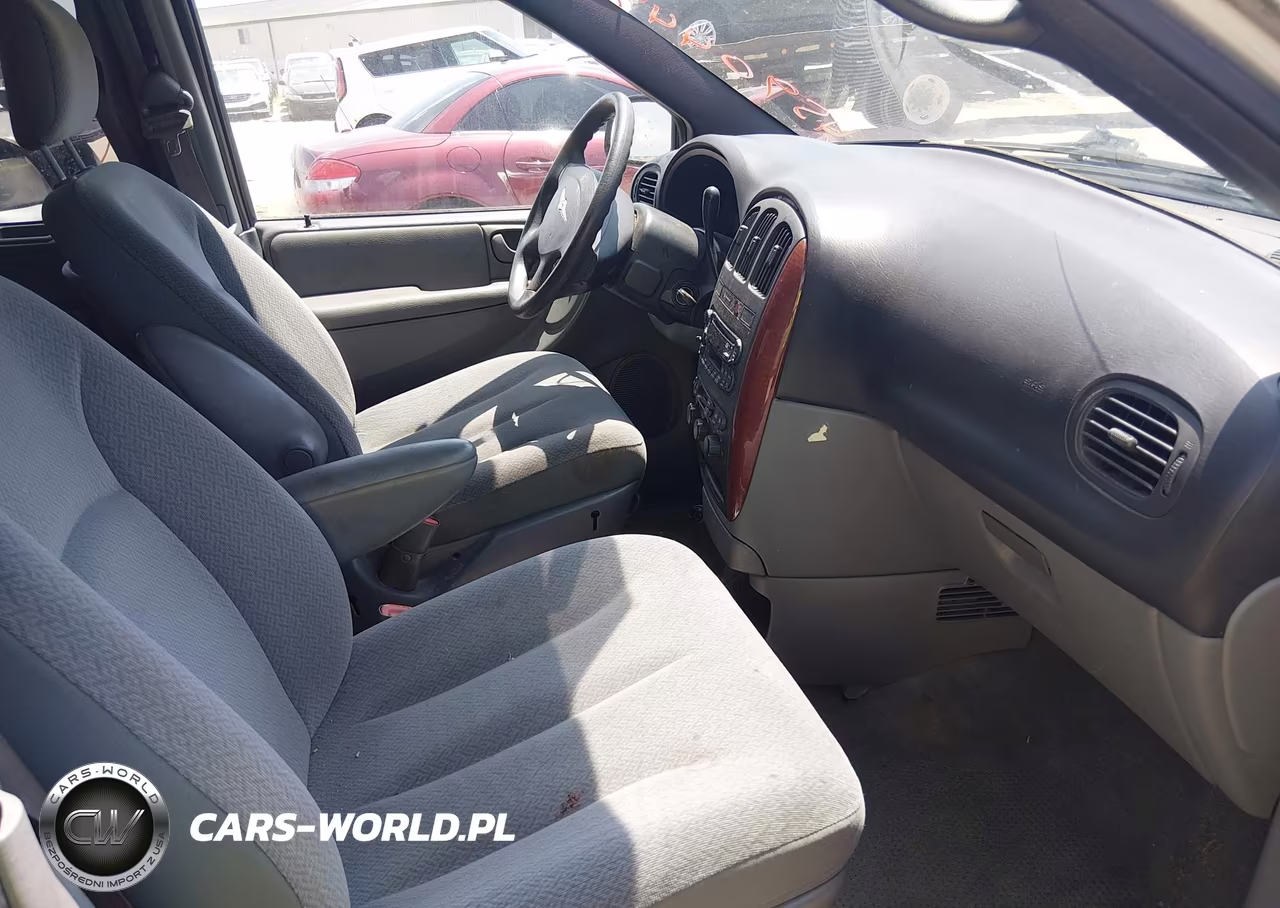 2005 Chrysler Town & Country Lx VIN:2C4GP44RX5R151323 - 5