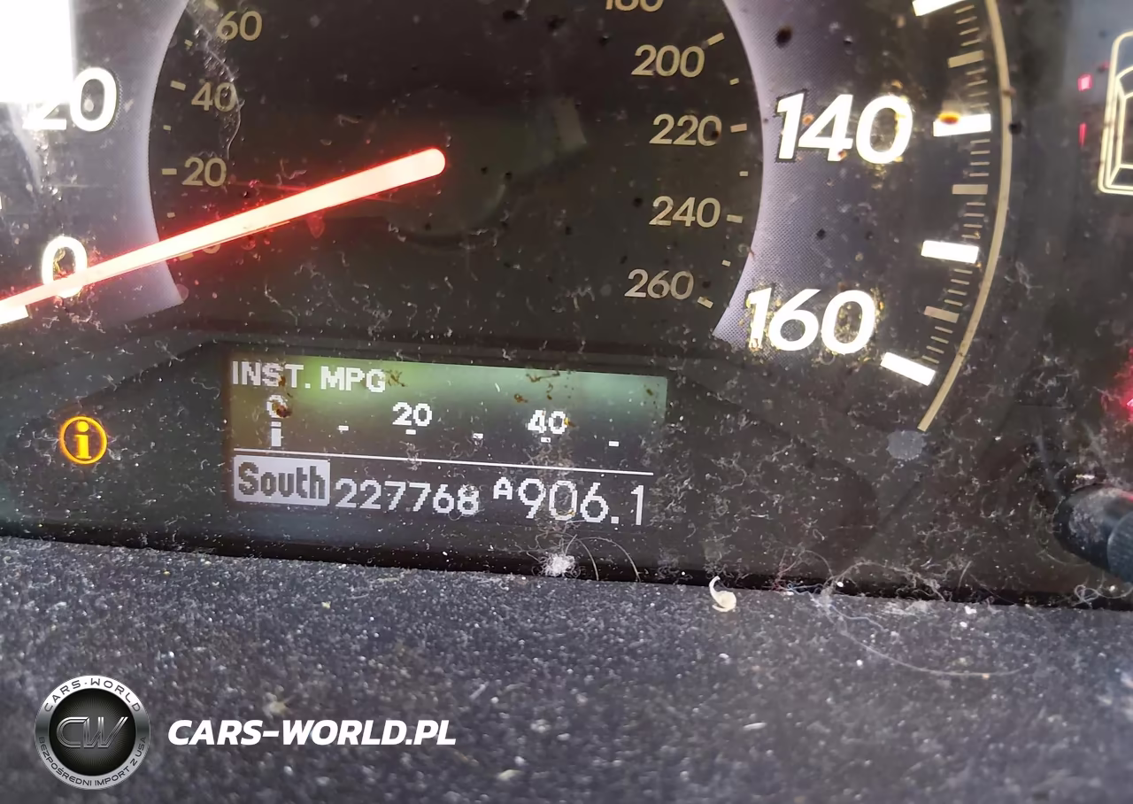 2010 Honda Odyssey Touring VIN:5FNRL3H96AB061763 - 15