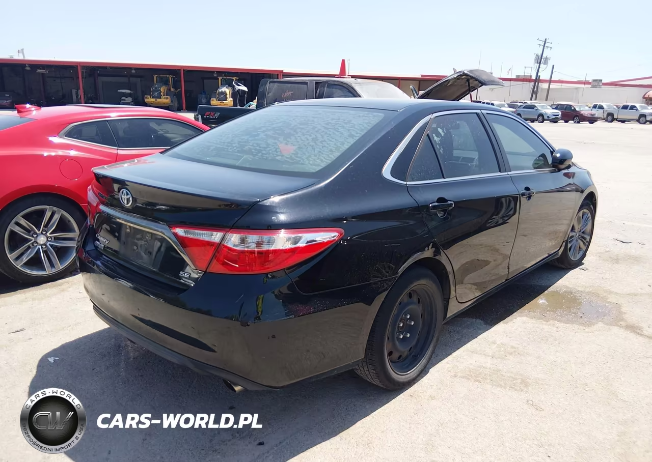 2017 Toyota Camry Se VIN:4T1BF1FK2HU411387 - 4