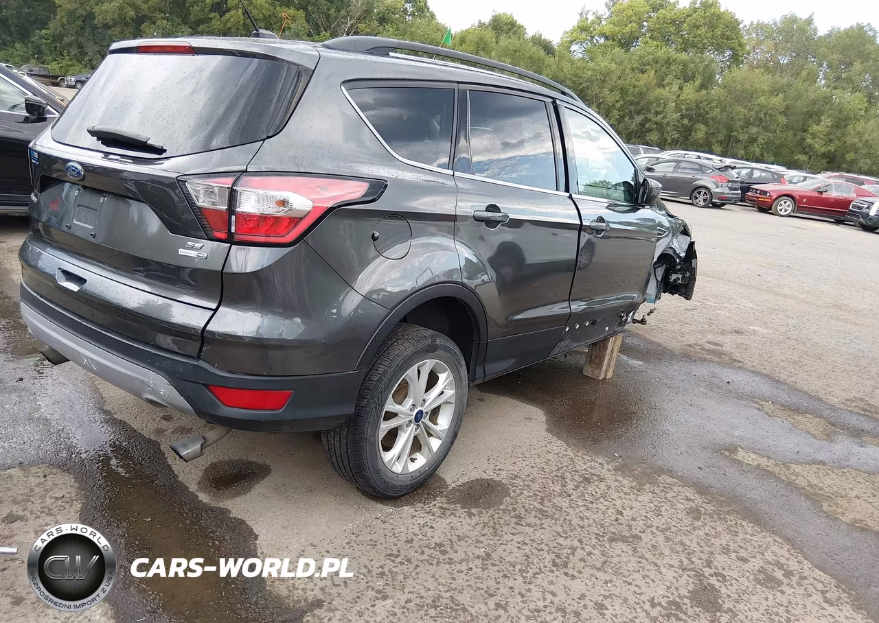 2018 Ford Escape Se VIN:1FMCU9GD1JUA91445 - 4