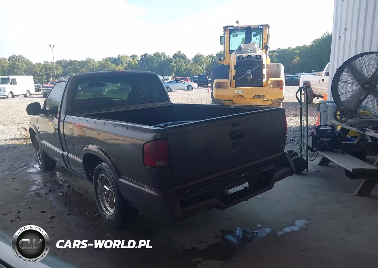 1997 Chevrolet S-10 Ls VIN:1GCCS1442V8184568 - 3