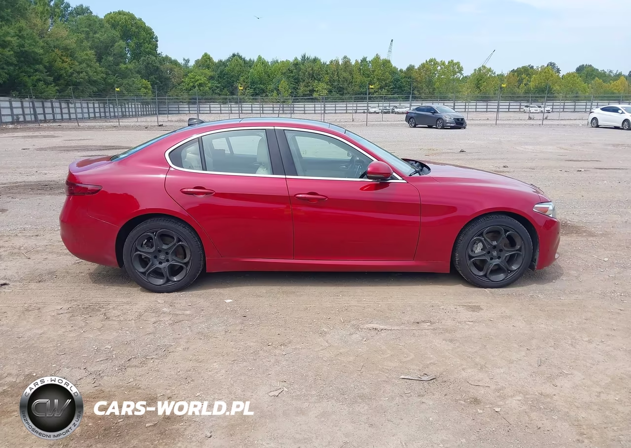 2018 Alfa Romeo Giulia Ti Lusso Awd VIN:ZARFAEEN9J7579951 - 14