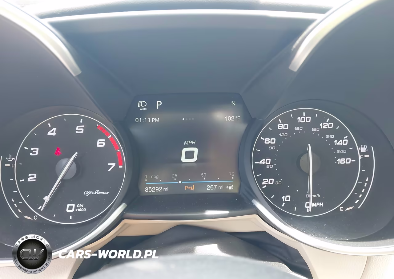 2018 Alfa Romeo Giulia Ti Lusso Awd VIN:ZARFAEEN9J7579951 - 7