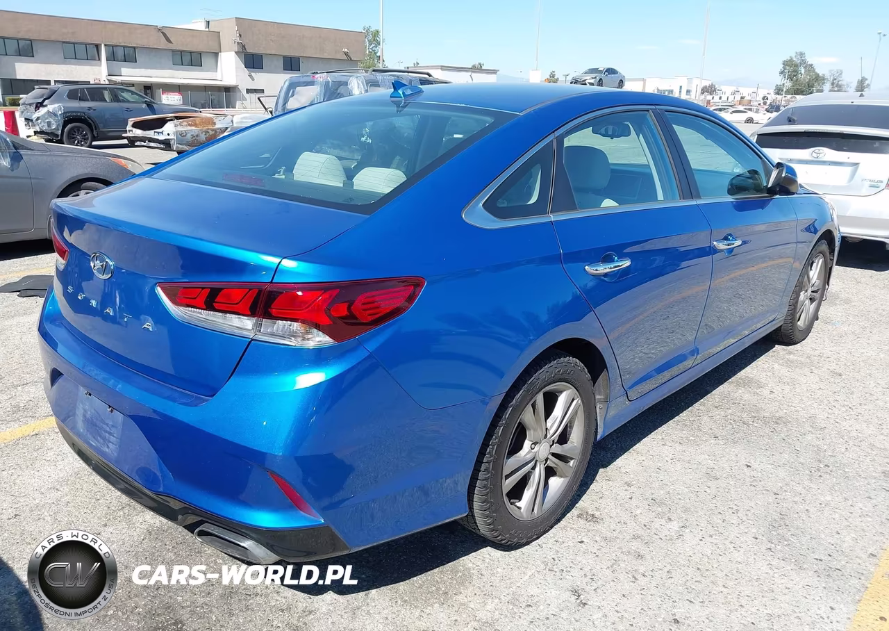 2019 Hyundai Sonata Sel VIN:5NPE34AFXKH749627 - 4