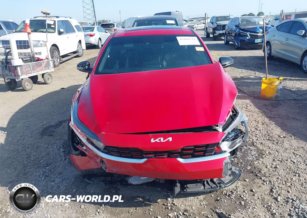 2024 Kia Forte Gt-Line VIN:3KPF54AD3RE802857 - 13