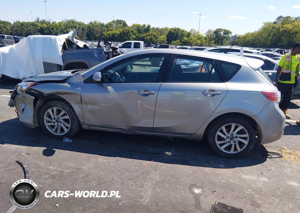 2013 Mazda Mazda3 I Touring VIN:JM1BL1L78D1715221 - 14