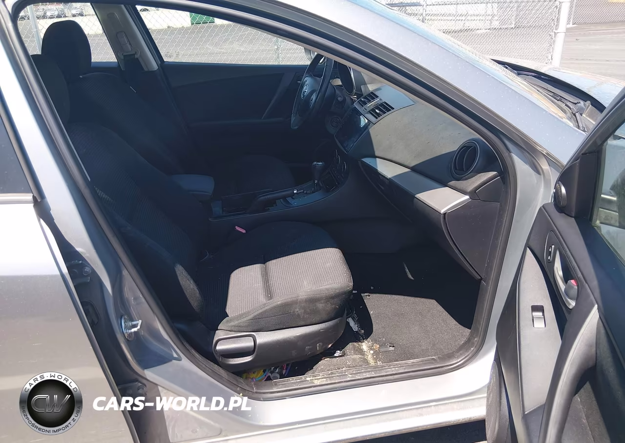 2013 Mazda Mazda3 I Touring VIN:JM1BL1L78D1715221 - 5