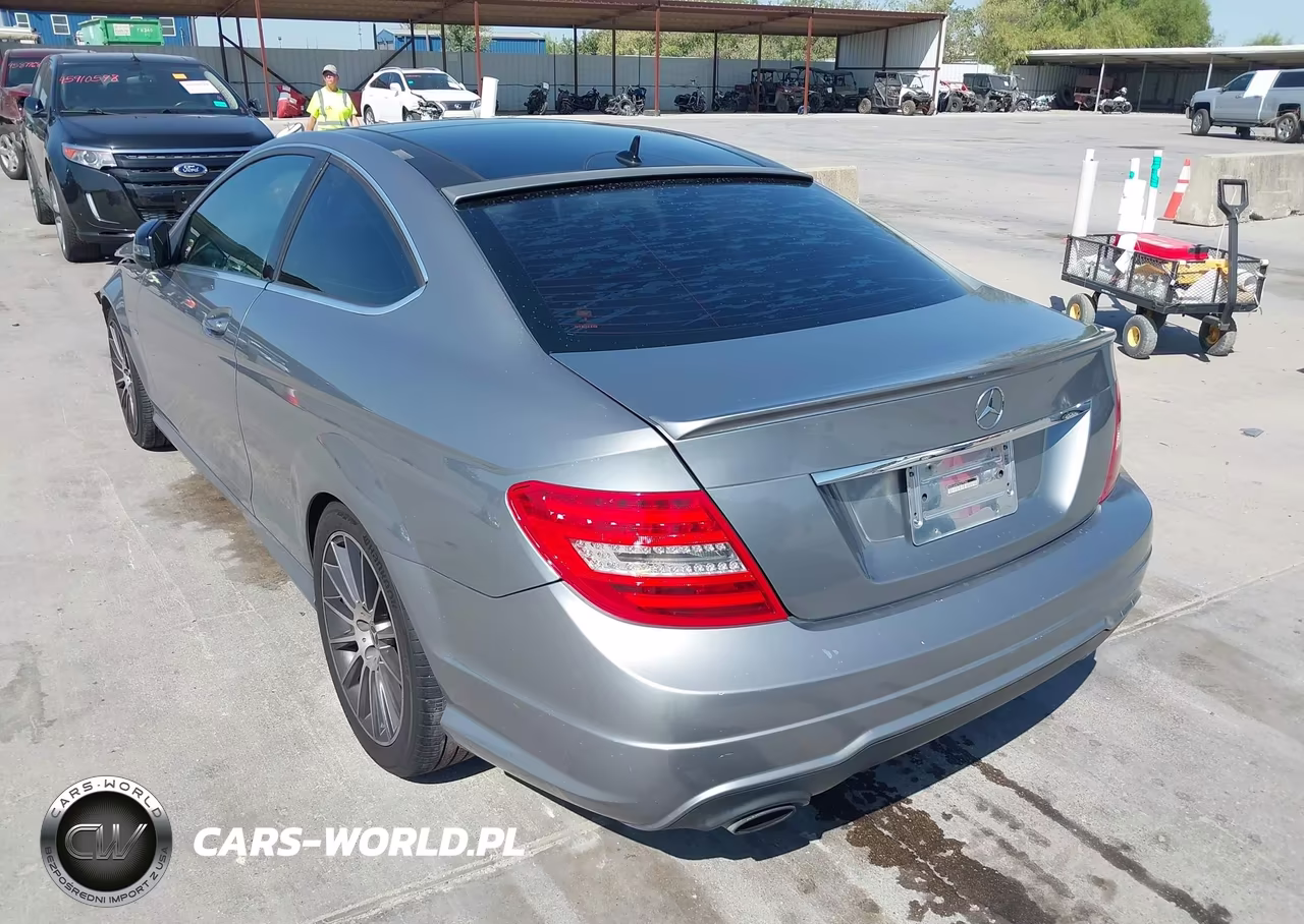 2014 Mercedes-Benz C 250 VIN:WDDGJ4HB7EG277760 - 3