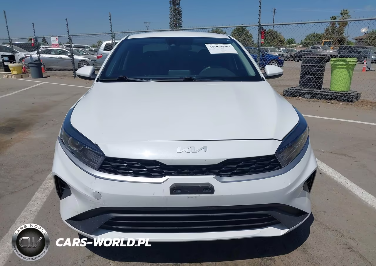 2023 Kia Forte Lxs VIN:3KPF24AD7PE650796 - 12