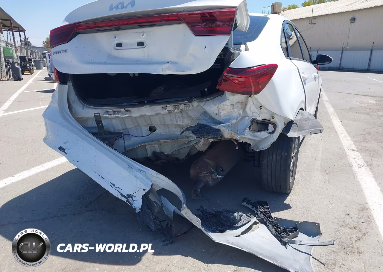 2023 Kia Forte Lxs VIN:3KPF24AD7PE650796 - 6